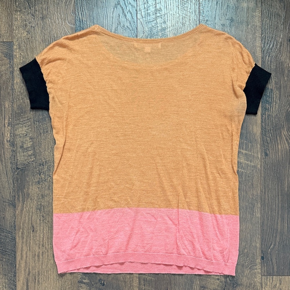 LOFT Women's Tan and Pink Short Sleeve Lightweight Sweater - Picture 3 of 3